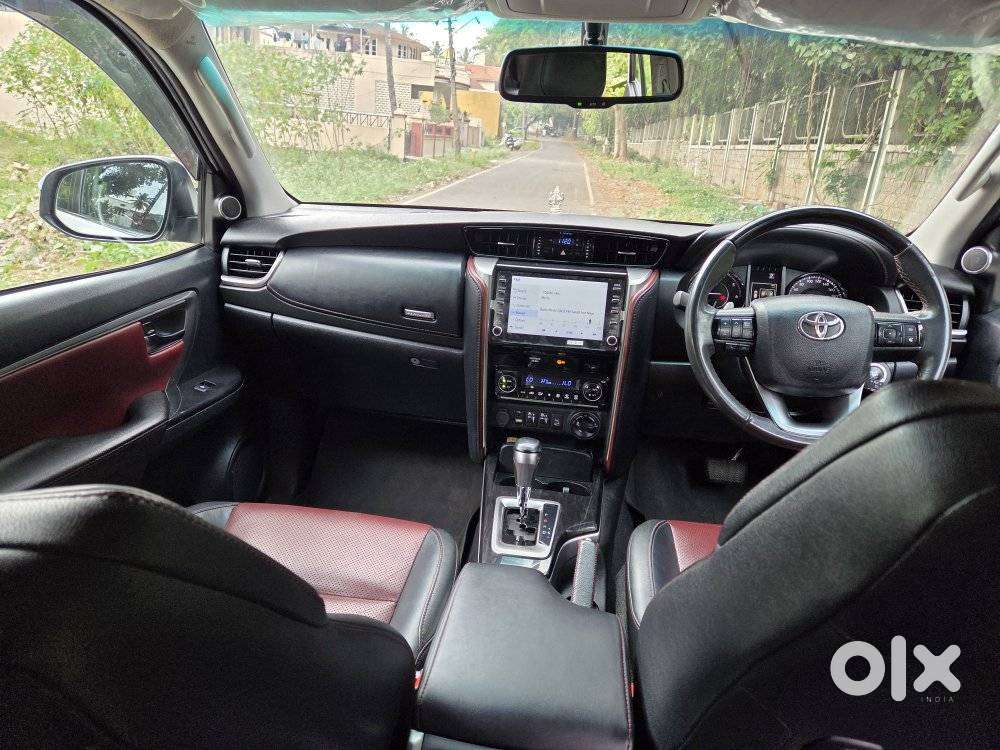 Toyota Fortuner Legender 4x4 At 2.8, 2023, Diesel