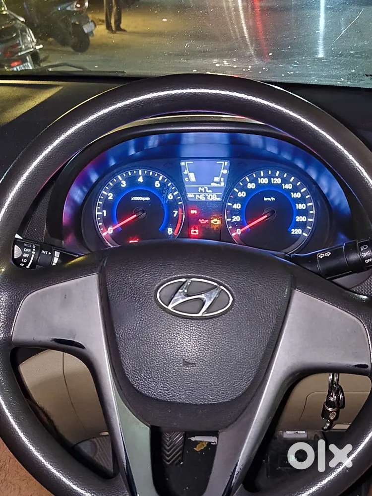 Hyundai Verna Sx 2015