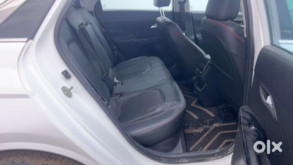 Hyundai Verna 1.5 Sx (o) Turbo Petrol Mt, 2023, Petrol