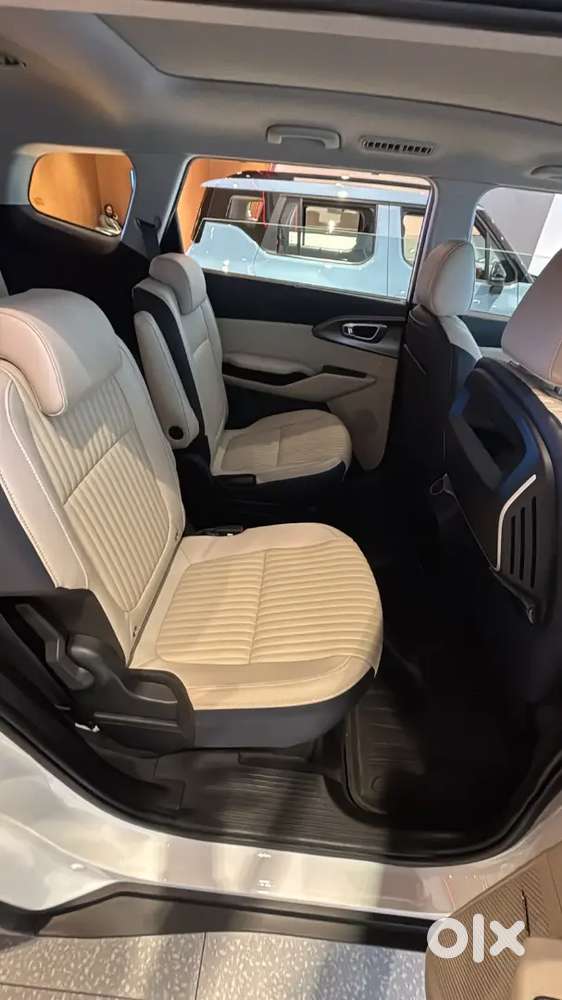 Kia Carens Clavis 2025 Petrol 35 Km Driven