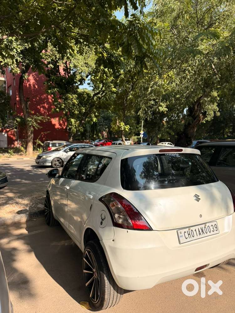 Maruti Suzuki Swift 2012