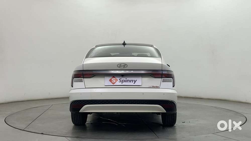 Hyundai Verna 1.5 Sx (o) Turbo Petrol Dct Dual Tone, 2024, Petrol