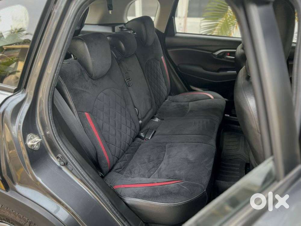 Maruti Suzuki Grand Vitara 1.5 Sigma Smart Hybrid, 2023, Petrol