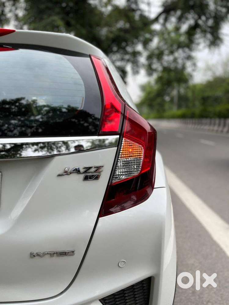 Honda Jazz V Mt Privilege, 2017, Petrol