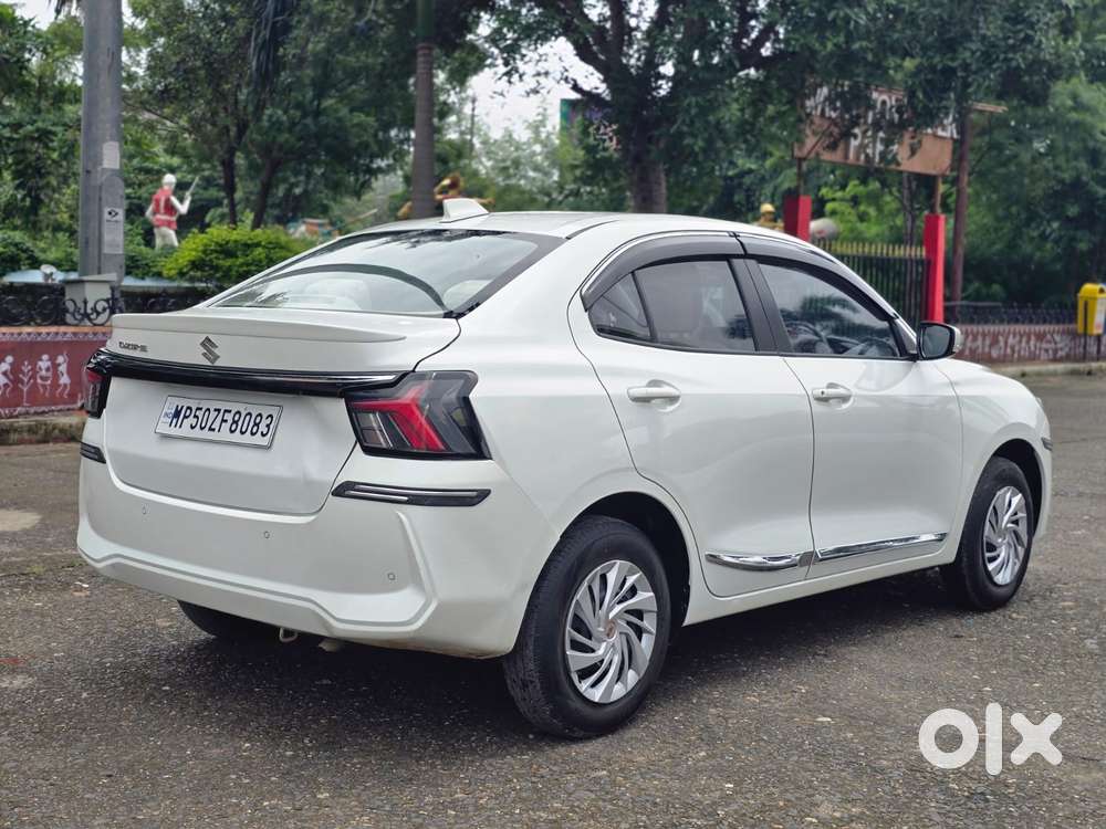 Maruti Suzuki Dzire Vxi Ags, 2024, Diesel