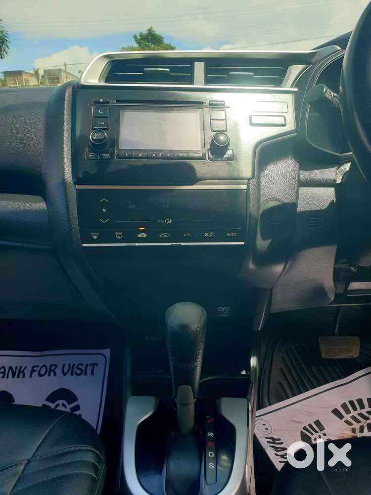 Honda Jazz V Automatic, 2017, Petrol