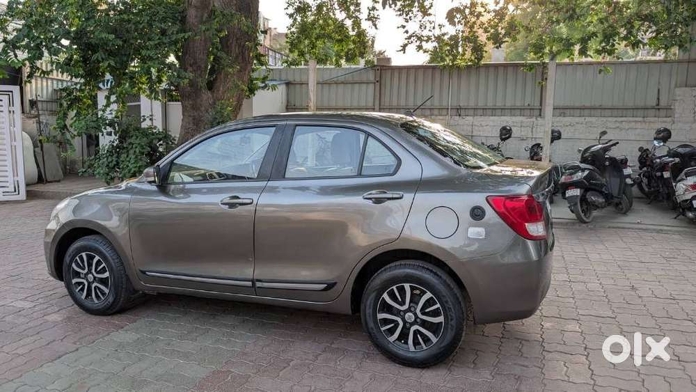 Maruti Suzuki Dzire 1.2 Vxi Cng, 2023, Cng & Hybrids