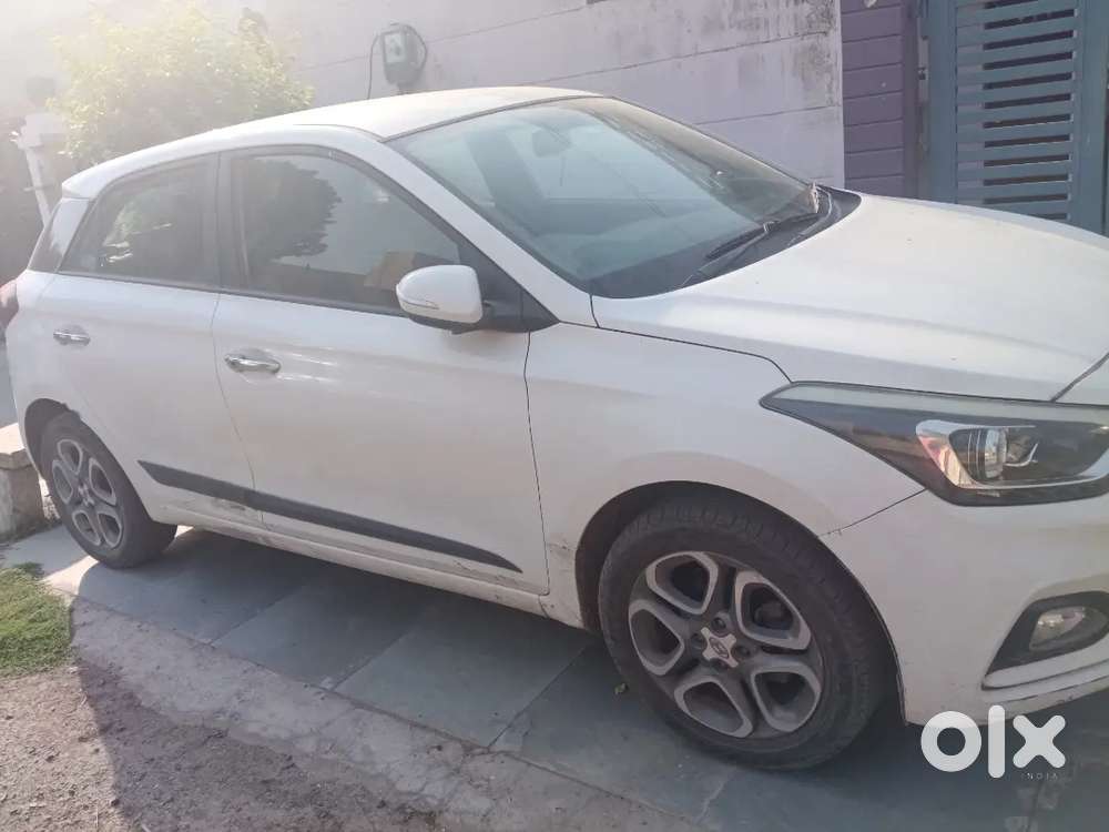 Hyundai Elite I20 2018 Petrol 70000 Km Driven