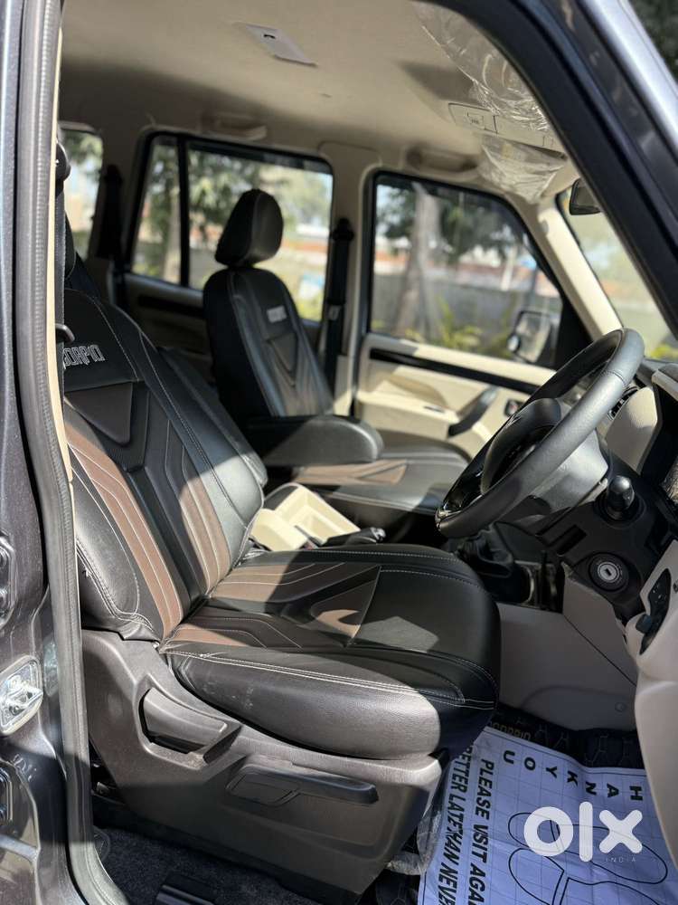 Mahindra Scorpio Classic 2.2 S 11 Mt 7 Str, 2024, Diesel
