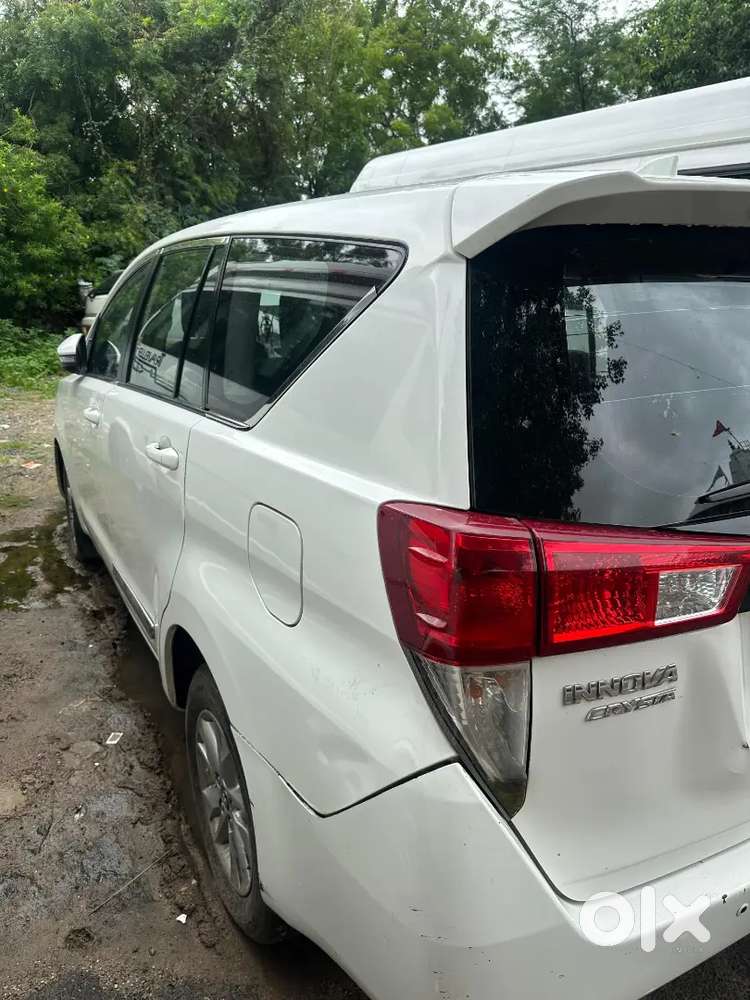 Toyota Innova Crysta 2017 Diesel 149000 Km Driven