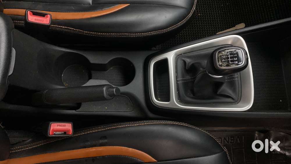 Hyundai Venue Sx Turbo, 2020, Petrol