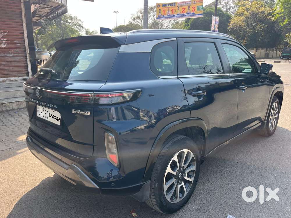 Maruti Suzuki Grand Vitara 1.5 Alpha Plus Intelligent Hybrid Ecvt, 2..