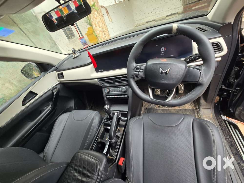 Mahindra Xuv700 2022 Petrol Manual