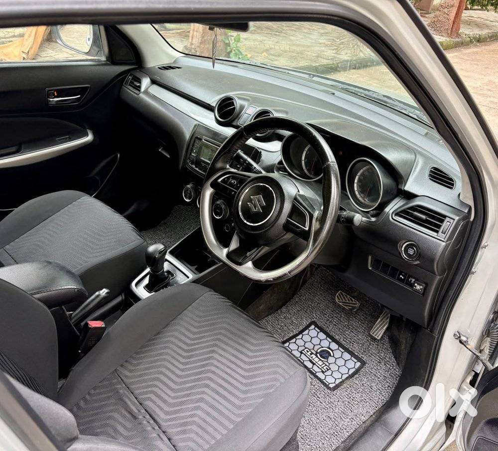 Maruti Suzuki Swift Amt Zxi Plus, 2019