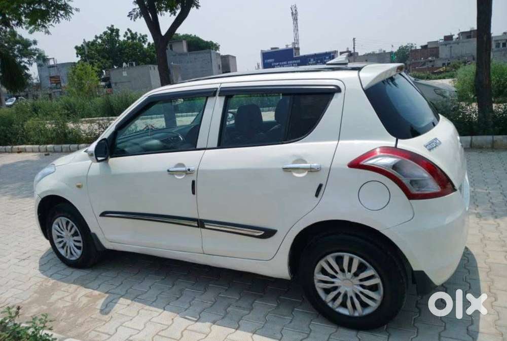 Swift Maruti 2012 Petrol