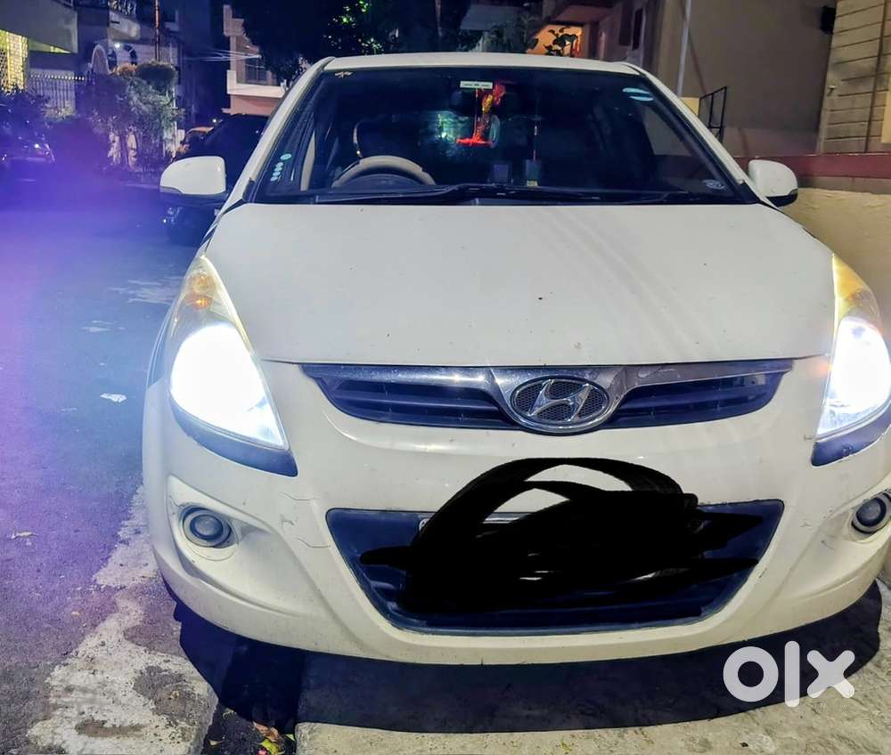 Hyundai I20 Petrol Manual 2011