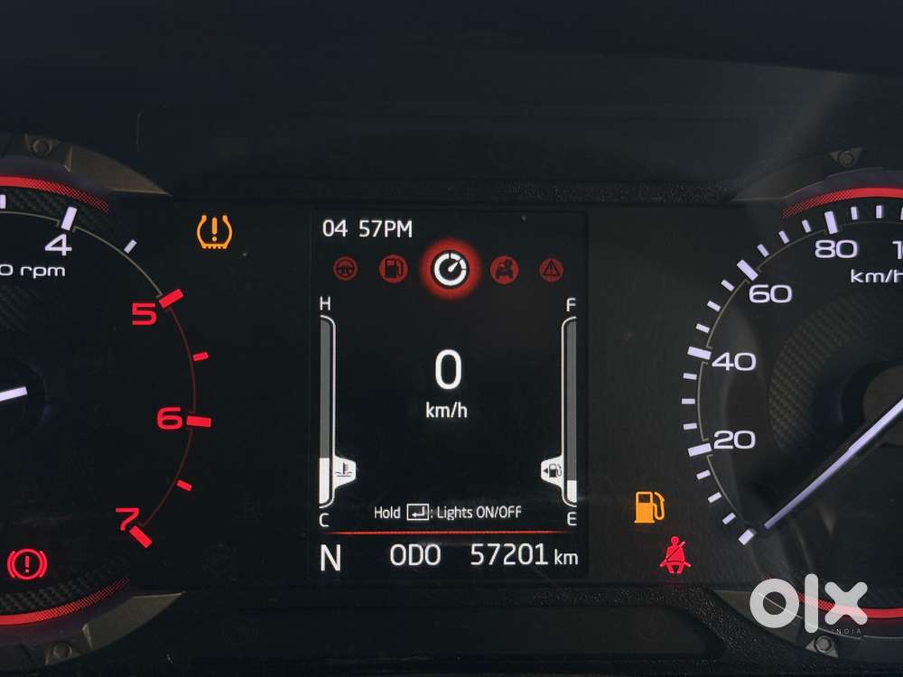 Mahindra Thar Lx Hard Top Diesel Mt 4wd, 2022, Diesel