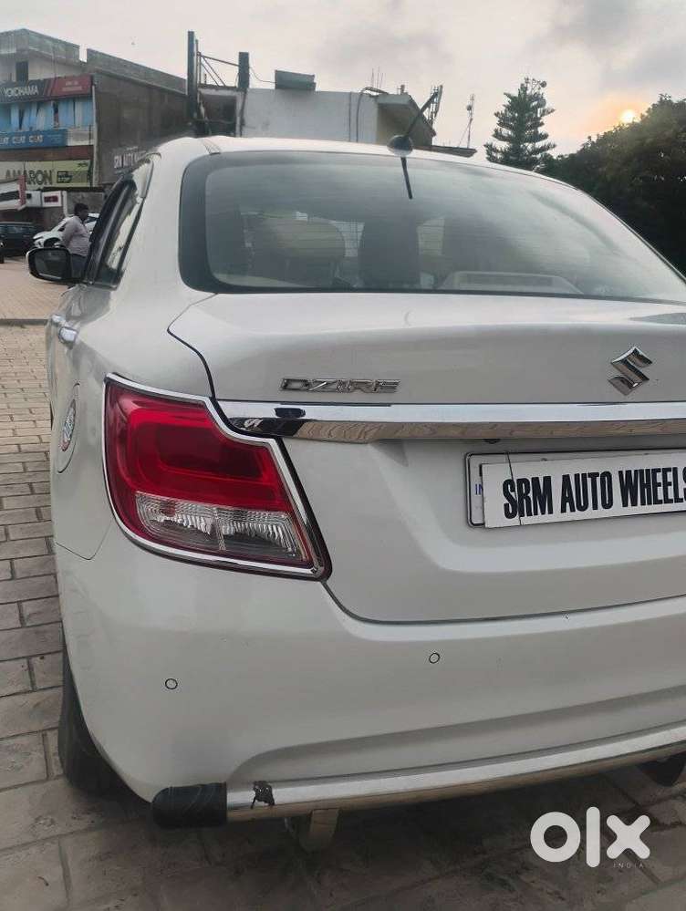 Maruti Suzuki Dzire 1.2 Zxi Plus, 2022, Petrol
