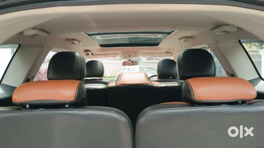 Mahindra Xuv700 2.0 Ax 5 Petrol Mt 7 Str, 2022, Petrol