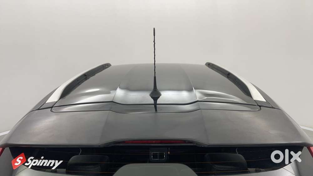 Nissan Magnite 1.0 Xv Premium Dual Tone, 2021, Petrol