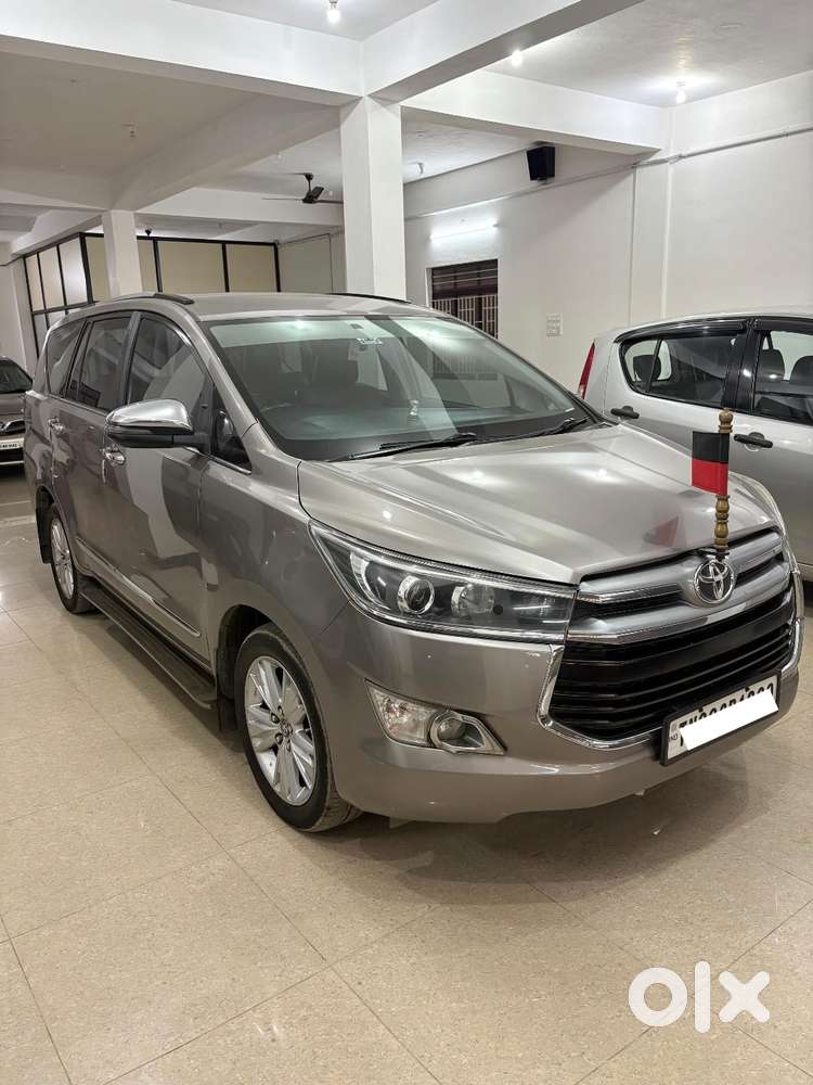 Toyota Innova Crysta 2.8z Automatic, 2018, Diesel