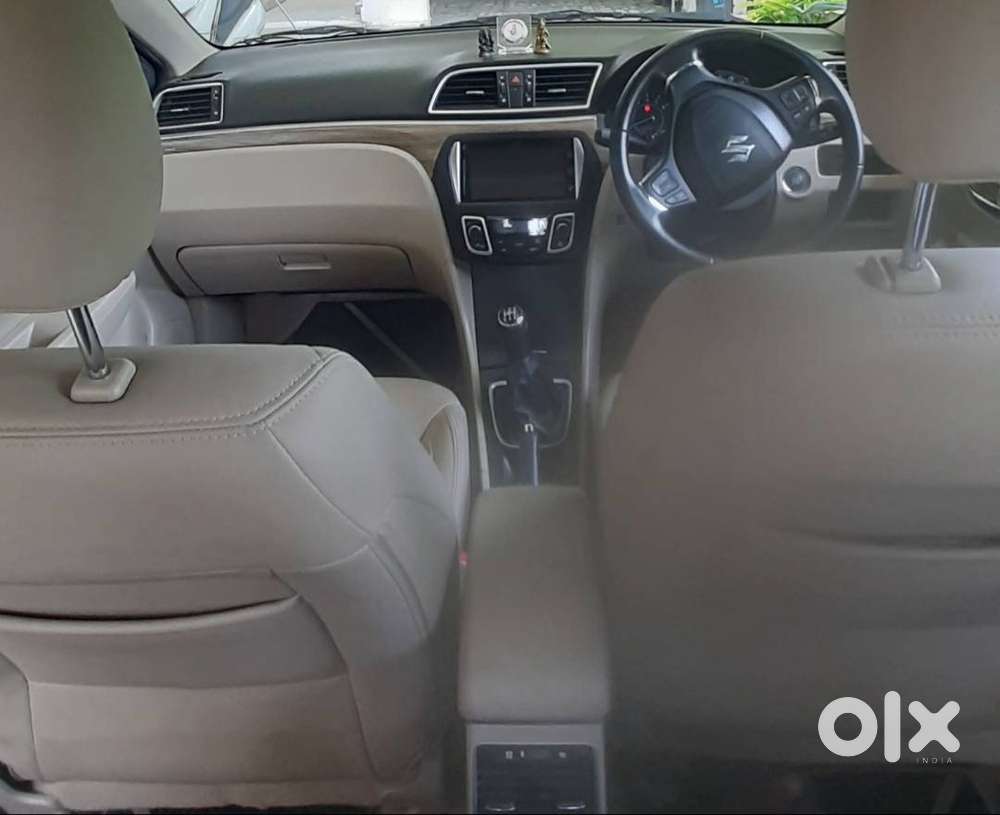 Nexa Ciaz Smart Hybrid Alpha 1.5 Lt