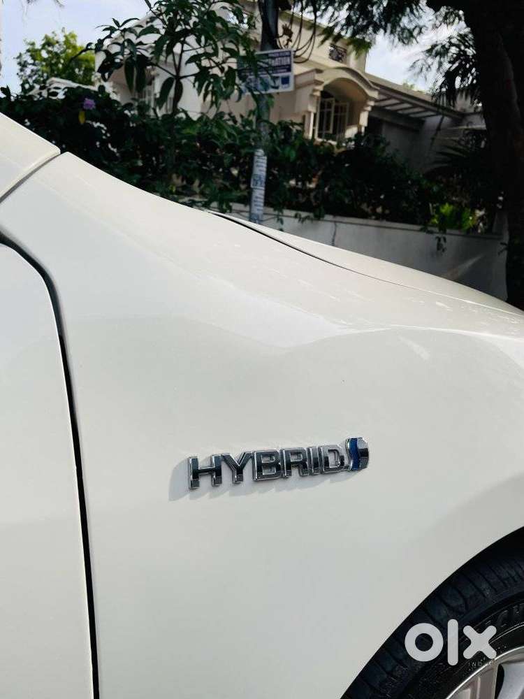 Toyota Camry 2.5 Hybrid, 2018, Petrol