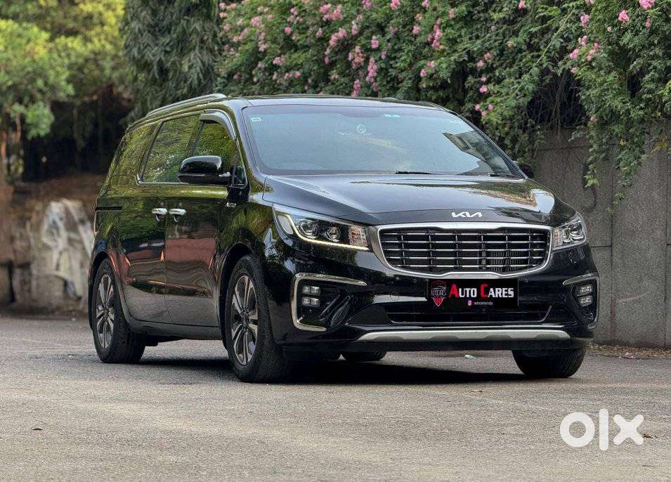 Kia Carnival Prestige, 2023, Diesel