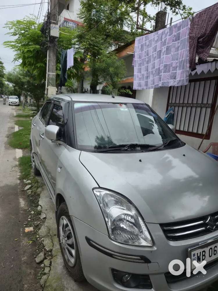Maruti Suzuki Dzire 2010 Petrol 72500 Km Driven
