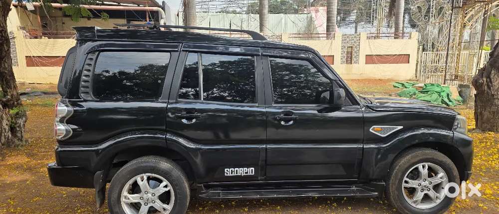 Mahindra Scorpio Classic 2015 Diesel 138722 Km Driven