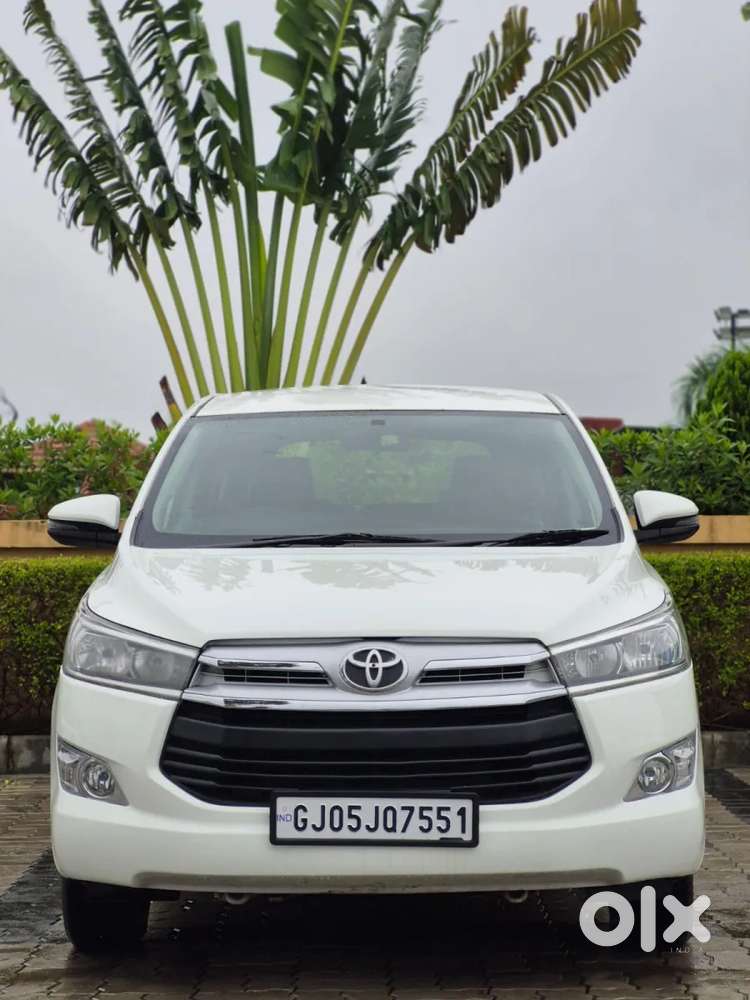 Toyota Innova Crysta [2020-ongoing] 2.4 Gx 7 Str, 2016, Diesel
