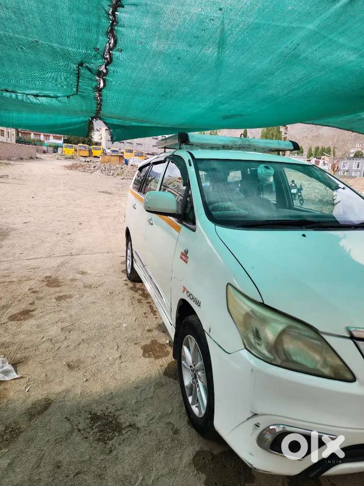 Toyota Innova 7 Str 2013 Diesel