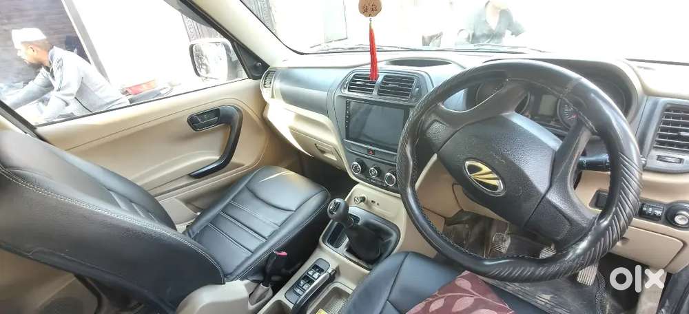 Mahindra Tuv 300 2017 Diesel 100000 Km Driven