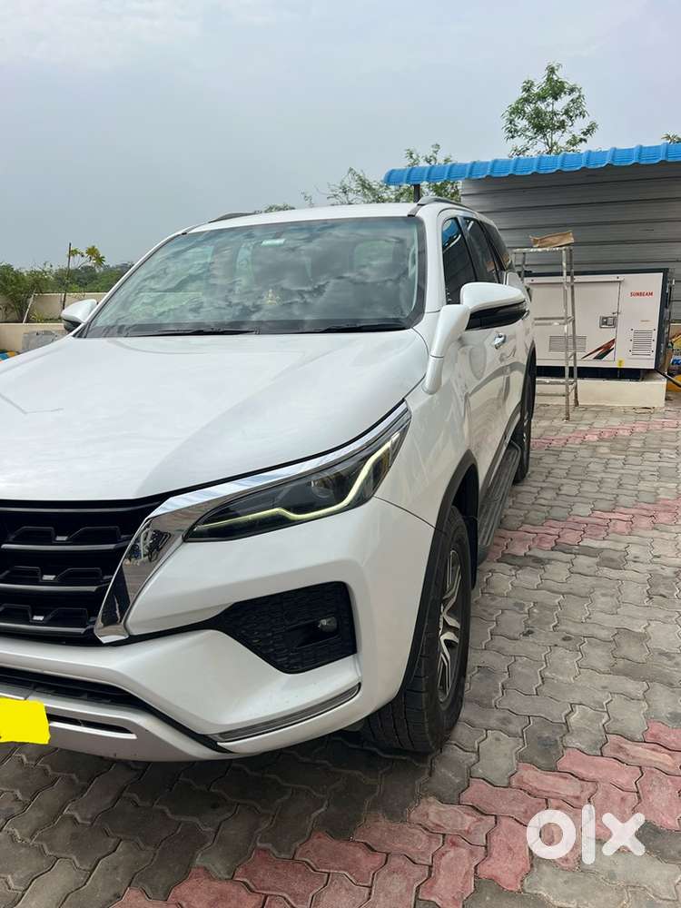 Toyota Fortuner Diesel 2024 Year