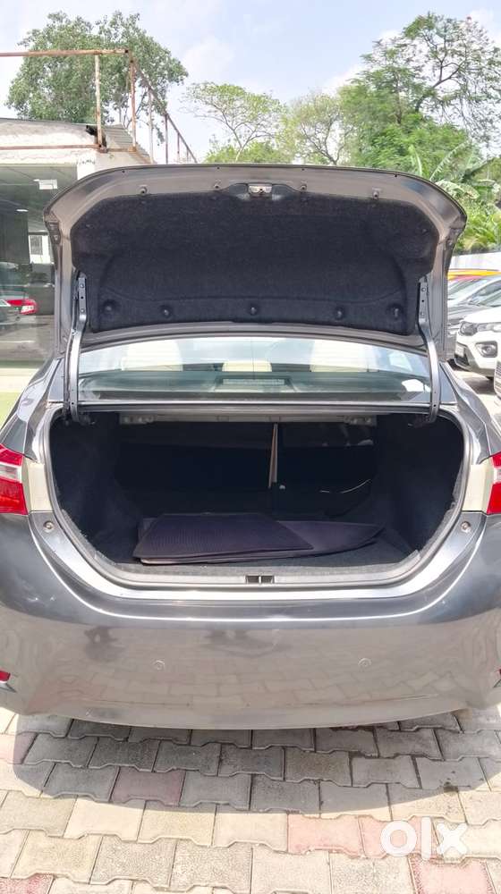 Toyota Corolla Altis Vl, 2017, Petrol