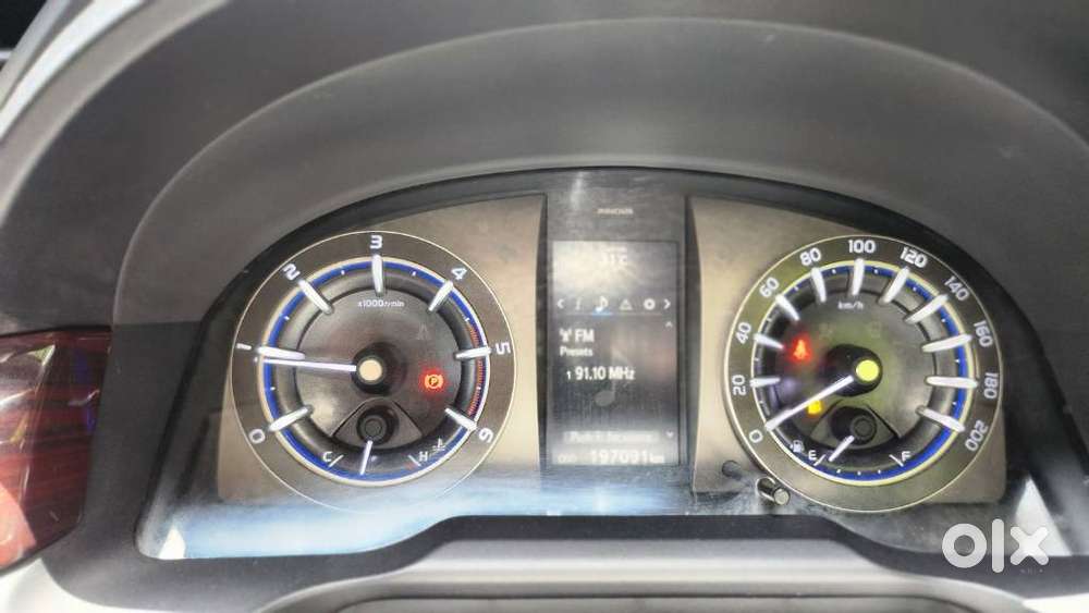 Toyota Innova Crysta 2.4 V, 2016, Diesel