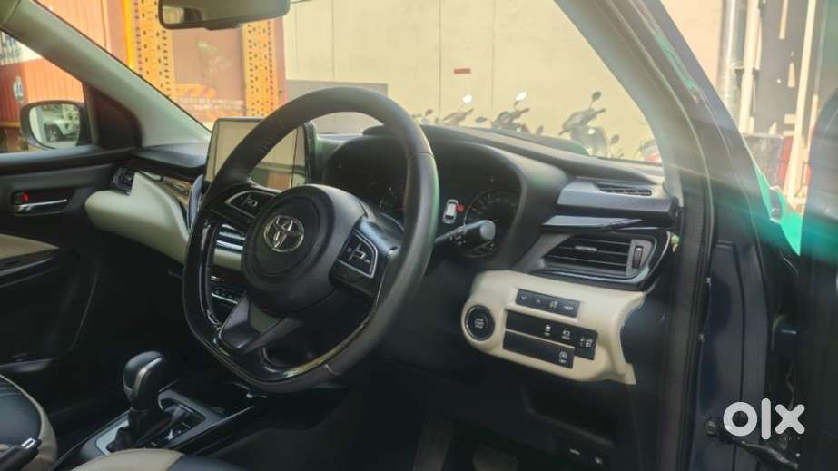 Toyota Glanza 1.2 V, 2025, Petrol