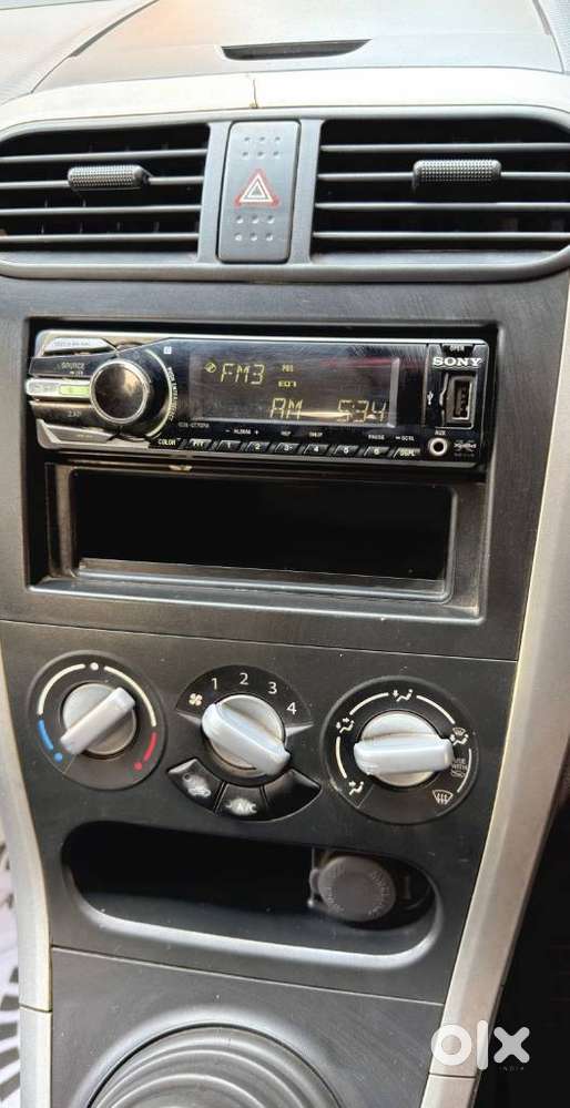 Maruti Suzuki Ritz Genus Vxi, 2012, Petrol