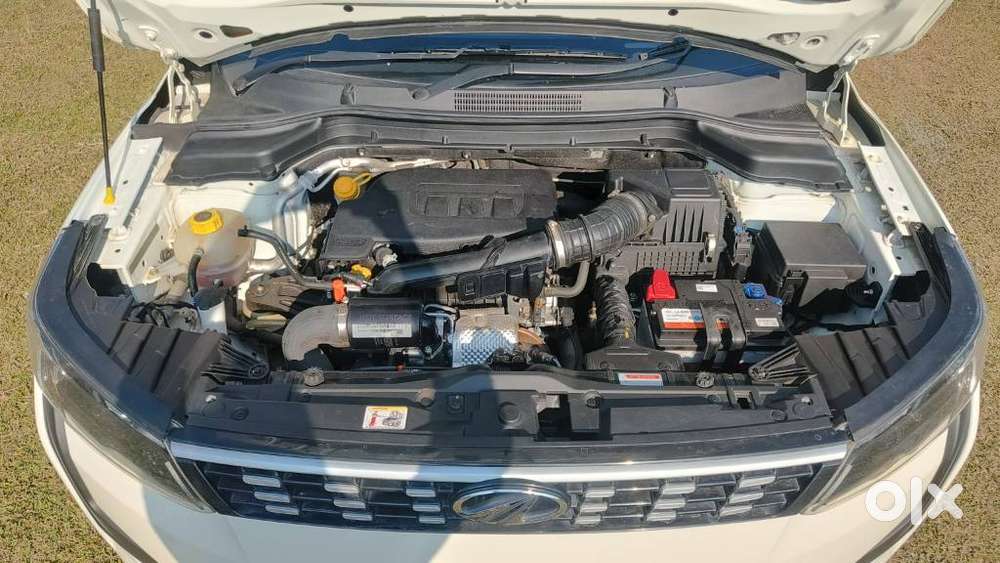 Mahindra Xuv300 1.2 W6 Amt Petrol, 2022, Petrol