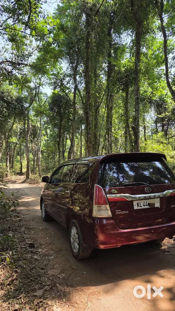 Toyota Innova For Sale - Clean, Powerful & Trusted!