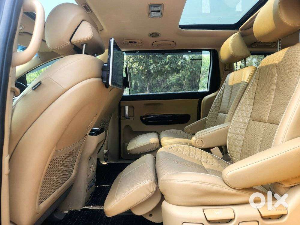 Kia Carnival Limousine Plus 7 Str, 2022, Diesel