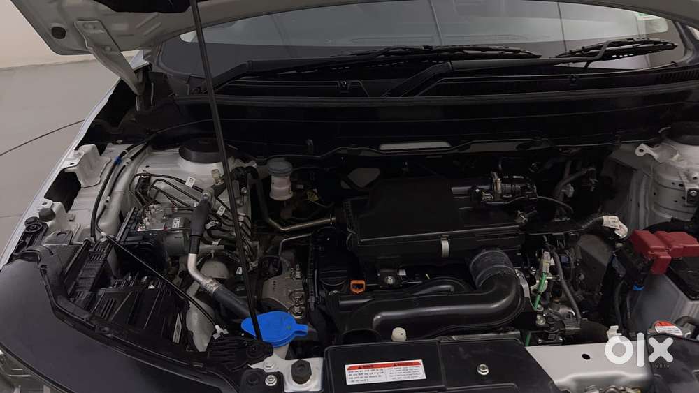 Maruti Suzuki Vitara Brezza 1.5 Zxi At, 2024, Petrol