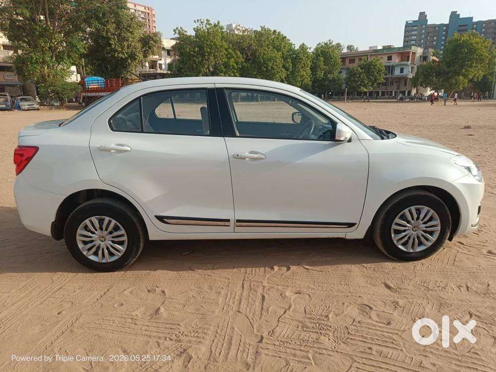 Maruti Suzuki Swift Dzire Amt Vdi, 2017, Diesel