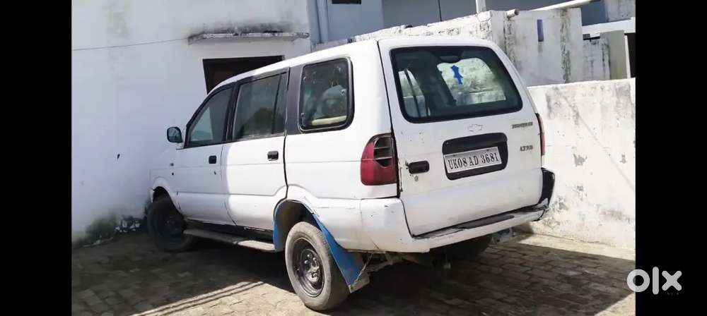 Tavera 2010 Diesel Nanauta, Saharanpur