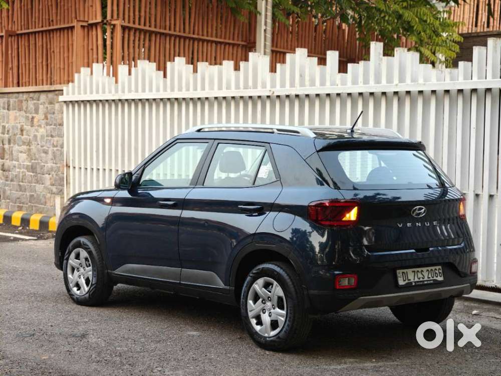 Hyundai Venue S 1.2 Petrol, 2021, Petrol