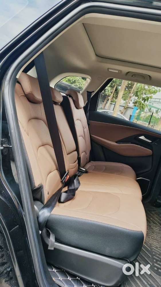 Mg Hector Plus Savvy Pro 1.5 Turbo Petrol Cvt 7 Str, 2024, Petrol