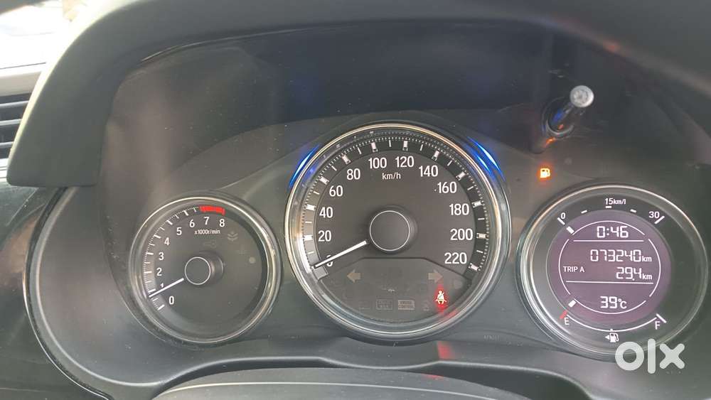 Honda City I-vtec V, 2018, Petrol