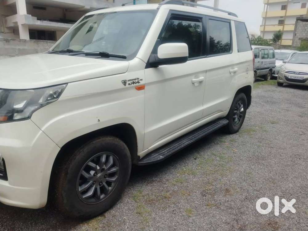 Mahindra Tuv 300 T10, 2018, Diesel
