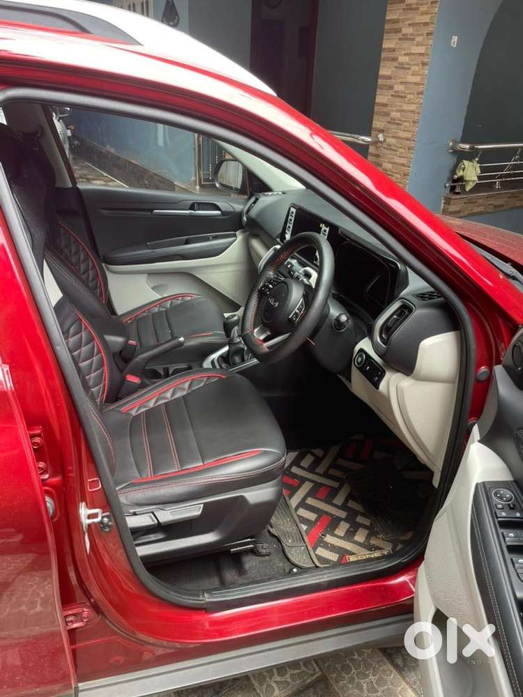 Kia Sonet 2021 Petrol 26000 Km Driven Well Maintained Red Color