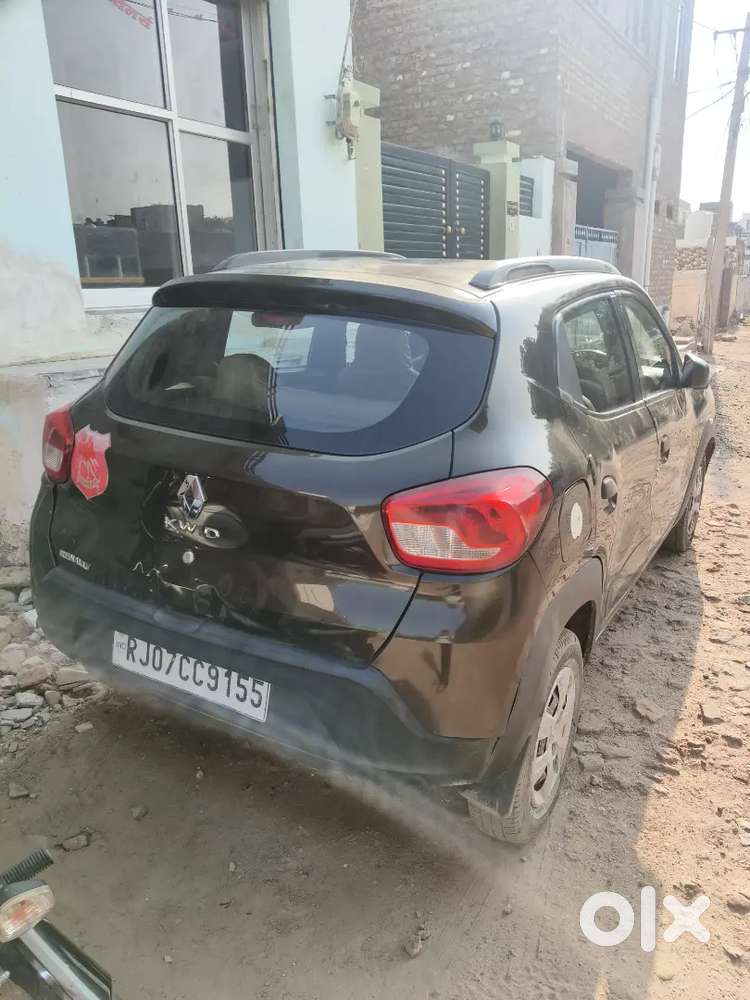 Renault Kwid Petrol 22